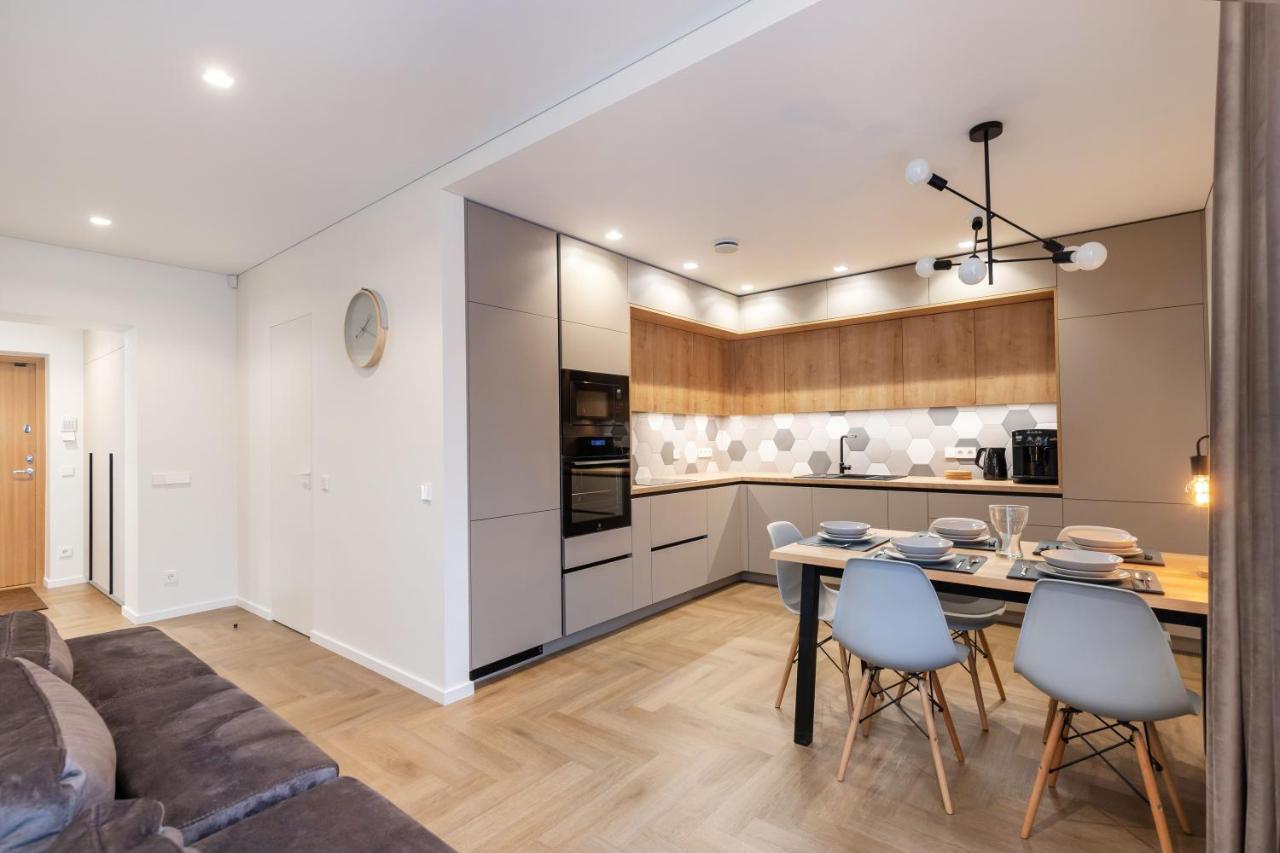 3 Bedroom Apart/24H Self Check In/Free Parking/Up To 6 People/ Вилнюс Екстериор снимка